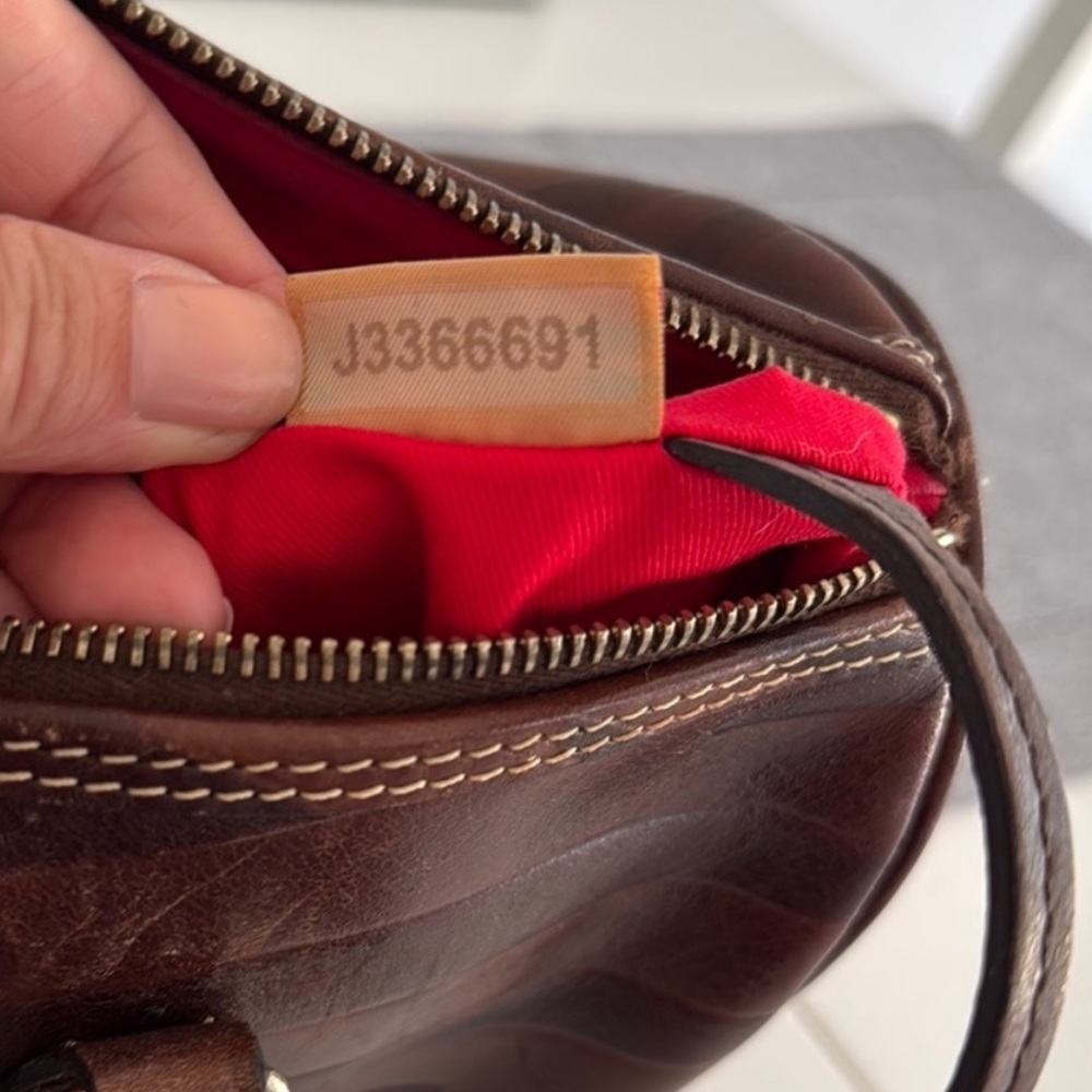 SOLD Dooney & Bourke Tiger Brown Leather Duffel Bag - Picture 5 of 16